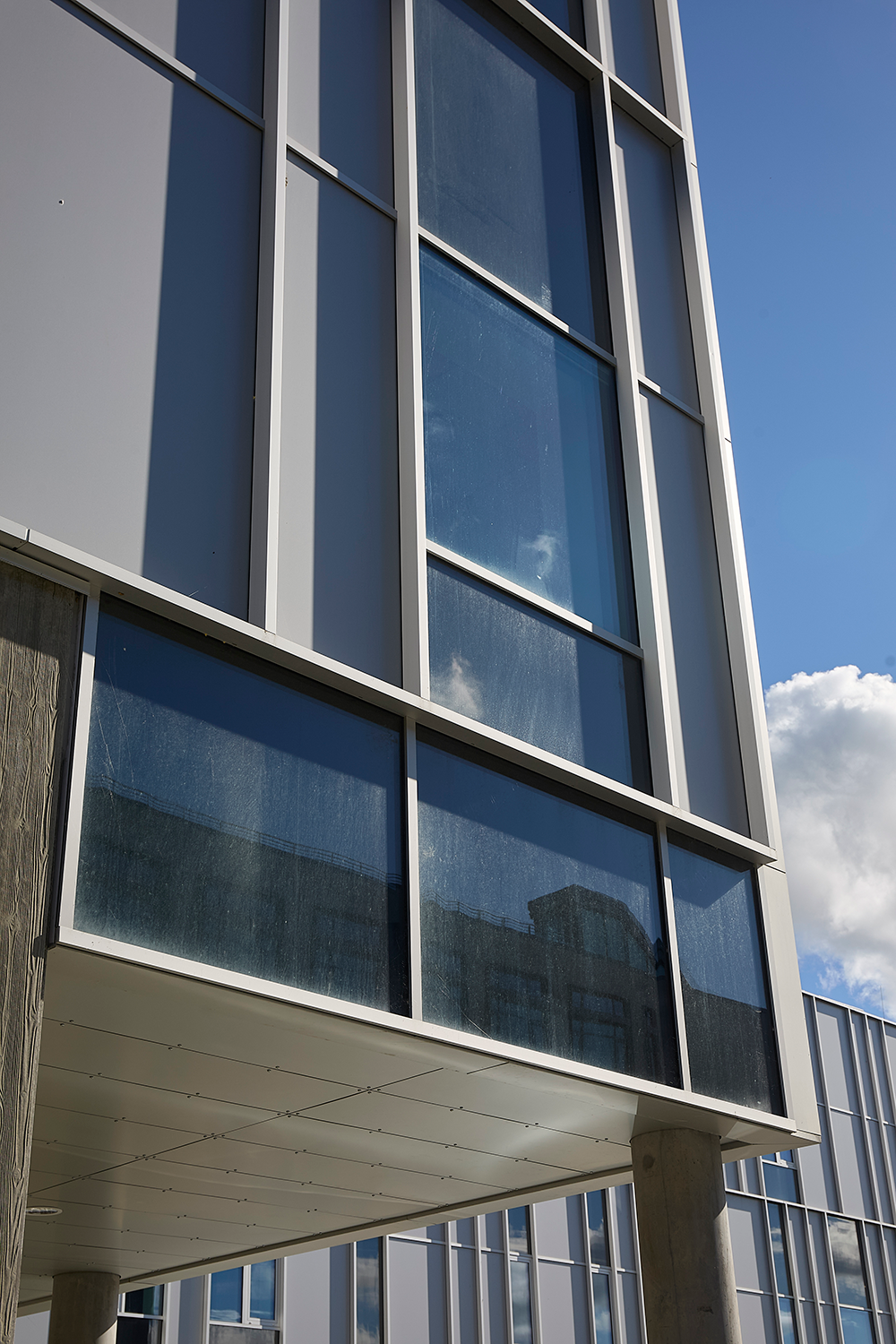 Glas alu facade til hospital og sygehus fra Fjelsø