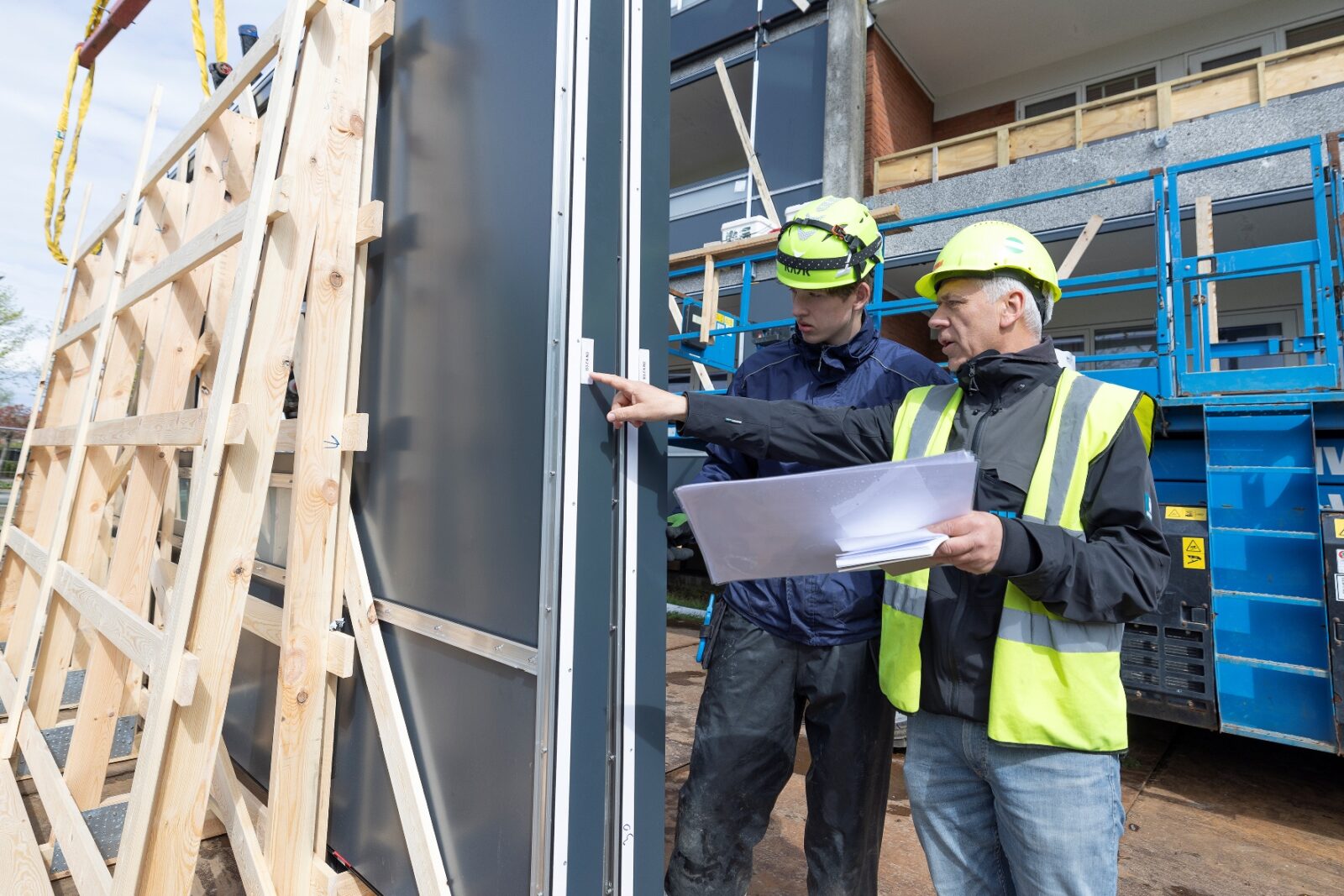 Fjelsø lærling på byggepladsen