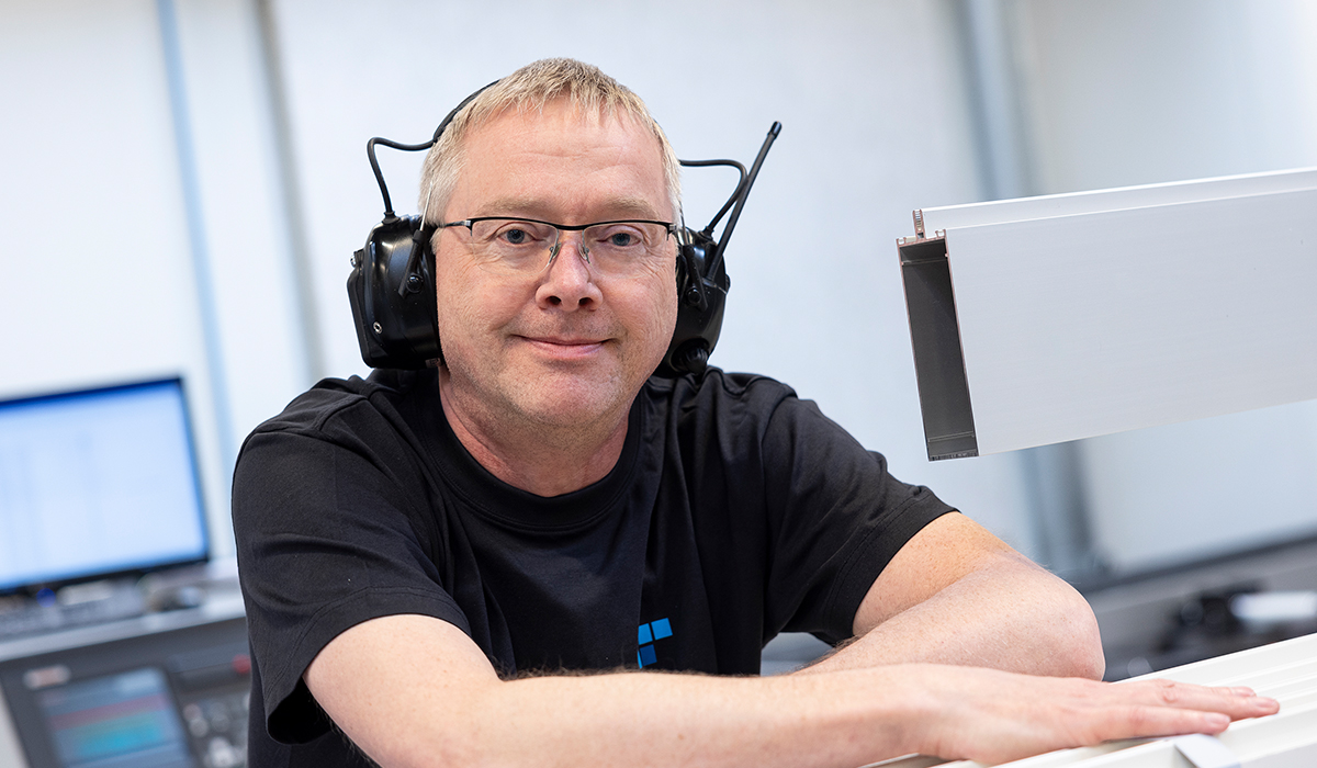 I Fjelsøs produktioner i Esbjerg og Aalestrup er der tilfredse medarbejdere og det spejler sig i produkter og projekter