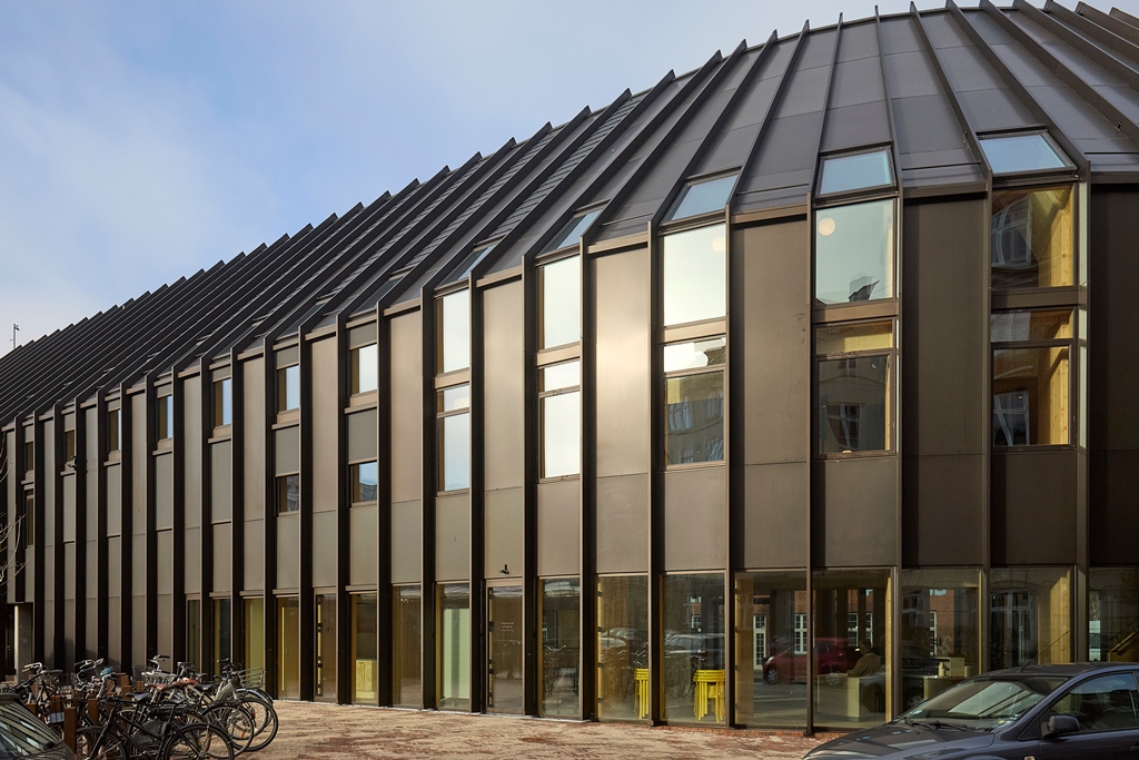 Facadebeklædning og tagbeklædning fra Fjelsø