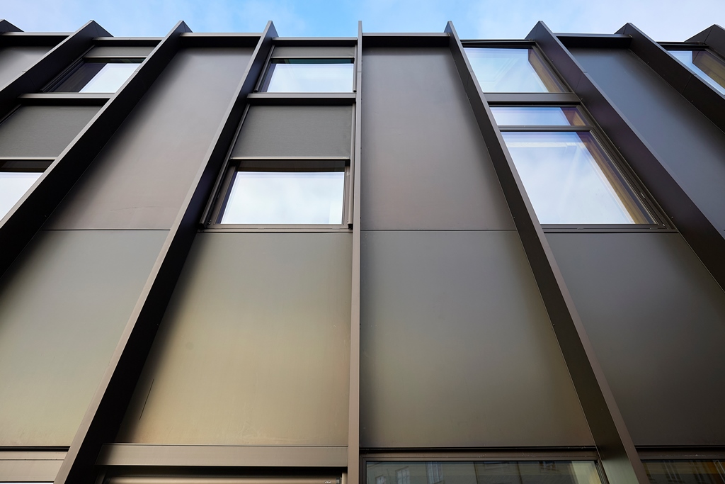 Facadebeklædning og tagbeklædning fra Fjelsø