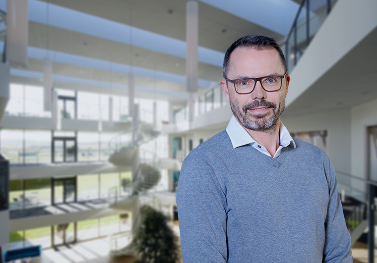 Kontakt Lars Bojsen Jensen fra Fjelsø for facadeprojekter i Danmark