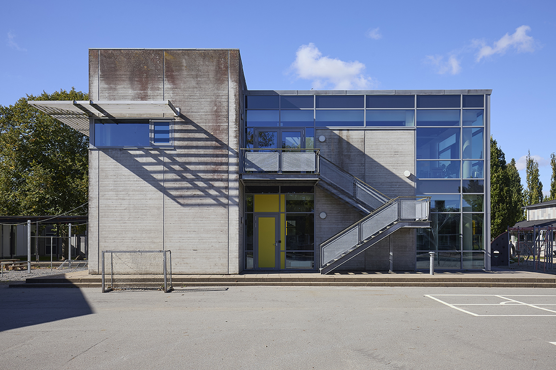 Nr Åby Skole med Fjelsø facader vinduer og døre
