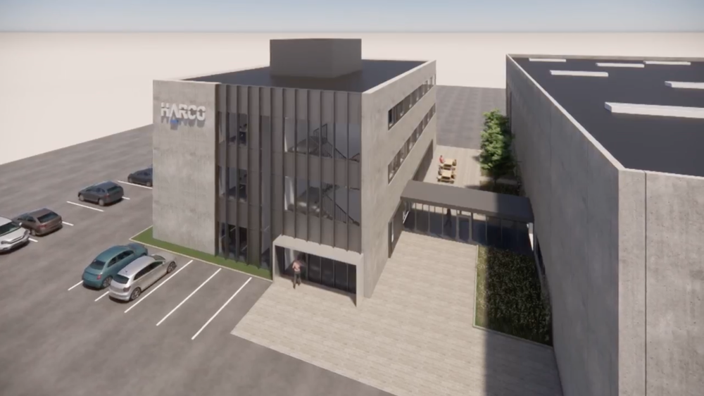 Industri hal og kontor med glas-alu facader fra Fjelsø